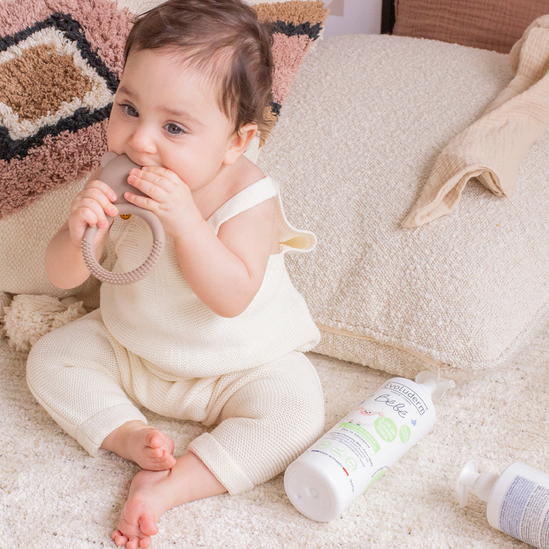 Leche limpiadora suave para el rostro y el cuerpo del bebé