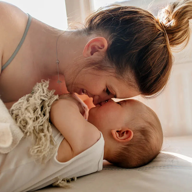 Leche limpiadora suave para el rostro y el cuerpo del bebé
